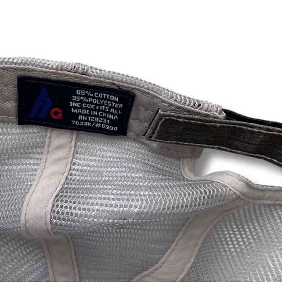 “Heart Mom” Embroidered Gray Trucker Cap • OSFM • NWOT - Picture 10 of 10